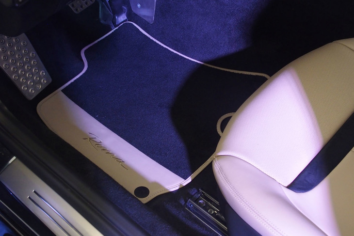 フェラーリ・ローマ（フロアマット）