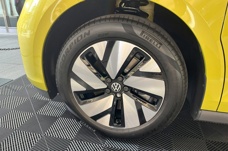 フォルクスワーゲンID.Buzz（フロントホイール）