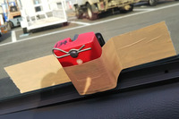 マイカーにラップタイム計測器を装着したのは、これが人生で2度目（お初は10年以上前のジャパン・ミニデイ）。なお、同日の記者のラップタイムは健康診断の結果並みに恥ずかしいものだったので、非公開とさせていただきます。