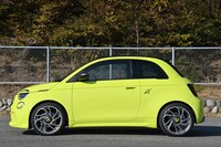 ディフェンダー130アウトバウンド（4WD/8AT）／フィアット・ドブロ（FF/8AT）／アバルト500eツーリスモ カブリオレ（FWD）【試乗記】の画像