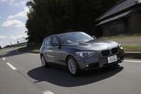 新型1シリーズには、エンジンオートスタート／ストップ機構やブレーキエネルギー回生システムなどが標準装備される。
