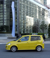 ダイハツYRVターボR（FF/4AT）【ブリーフテスト】の画像