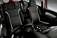 「カングー ペイザージュ」のインテリア。