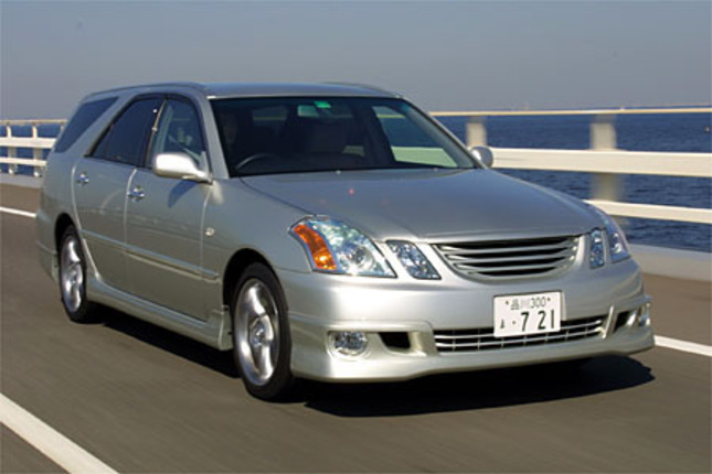 【スペック】全長×全幅×全高＝4775×1760×1470mm/ホイールベース＝2780mm/車重＝1570kg/駆動方式＝FR/2.5リッター直6DOHC24バルブ（200ps/6000rpm、25.5kgm/3800rpm）/車両本体価格＝288.0万円（テスト車＝353.3万円）