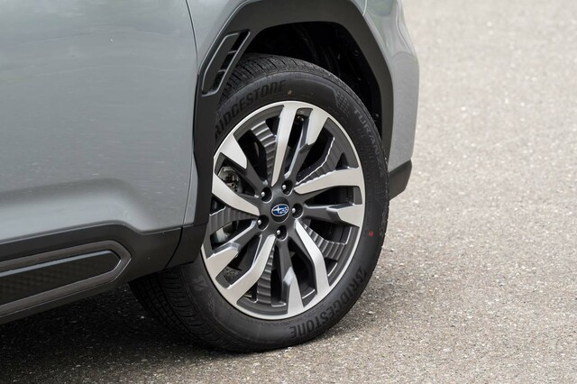 【新車外し】フォレスター Premium 純正ホイール 19インチ 4本 新車外し】フォレスター Premium 純正ホイール 19インチ 4本