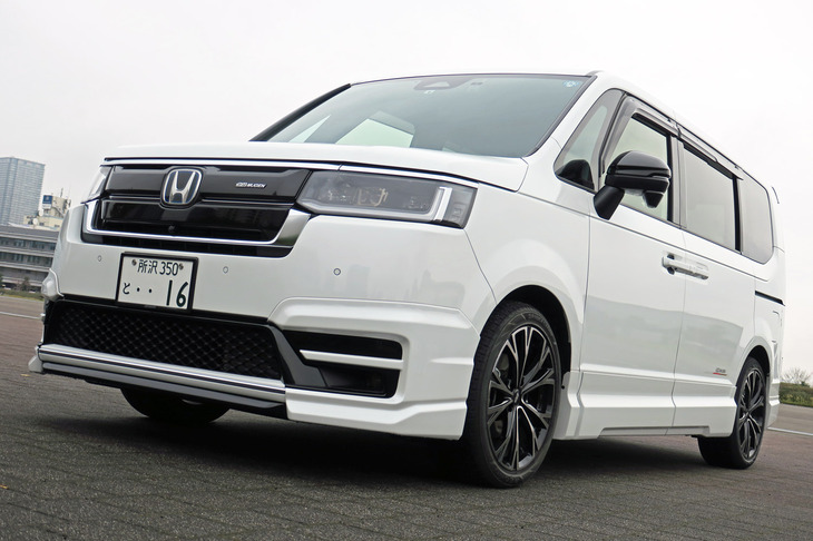 ホンダ・ステップワゴンe：HEVスパーダ プレミアムライン 無限パーツ装着車（エクステリア）