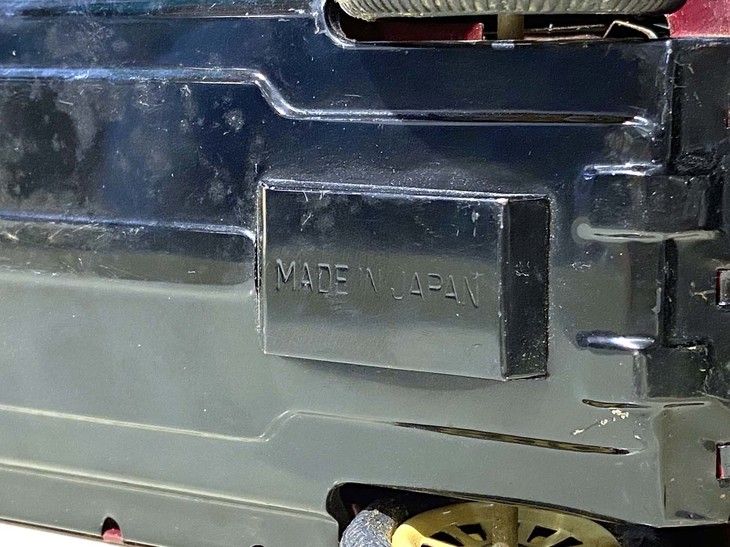 日本製を示す文字は、実車で言うところのデファレンシャルギア部分に刻印されている。