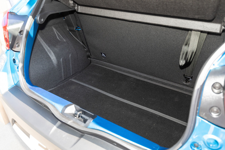 ダチア・スプリング