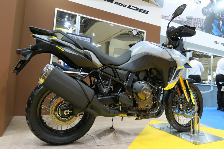 スズキVストローム800DE