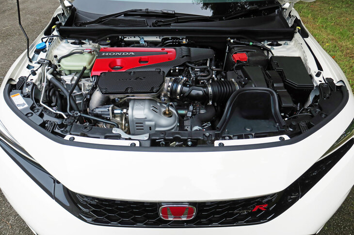 ホンダ・シビック タイプR（2リッター直4ターボエンジン）