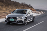 アウディRS 3スポーツバック