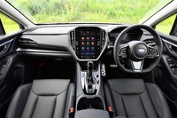 インテリアでは大きなセンターモニターが目を引く。サイズは11.6インチ。