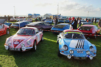 アルピーヌ60周年イベント（前編） ～仏ディエップのミーティング会場から