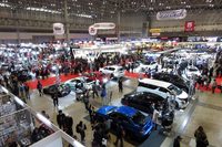 今年も大いに盛り上がったカスタムカーの祭典「東京オートサロン」。大音安弘さんのリポートが気になる人はこちらをどうそ。