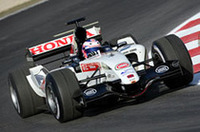 初勝利を目指して――BARホンダの05年マシン「007」発表の画像