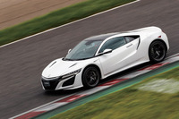 月に1度の特別なメールマガジン『月刊webCG通信』　頂上対決！ 「ホンダNSX」と「日産GT-R」の画像