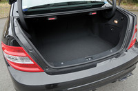 メルセデス・ベンツC63 AMG（FR/7AT）【試乗記】の画像