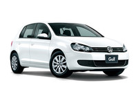「フォルクスワーゲン・ゴルフ」
FFハッチバック車のお手本ともいうべきワールドワイドカー。1974年に初代が発表され、現行モデルは2009年からの6代目。
