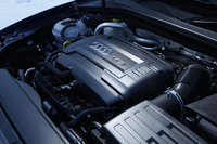 パワーユニットは、122psと140psの2種類の1.4リッター直4ターボと、180psの直4ターボの全3種類。