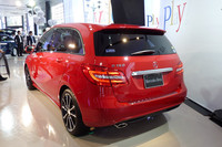 「ナイトパッケージ」はスポーティーさを際立たせるパッケージオプション。ホイールサイズが18インチになる。