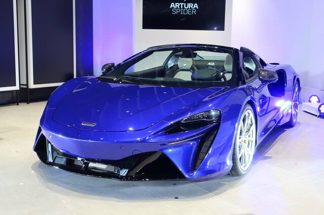 オープントップの高性能スポーツカー「マクラーレン・アルトゥーラ