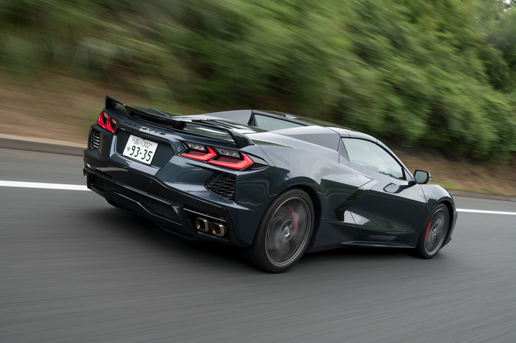 現状でも高い動力性能を実現している新型「コルベット」だが、今回の試乗では、シャシーにもパワートレインにもまだまだ余裕が感じられた。高性能モデルの設定など、今後の展開にぜひ期待したい。