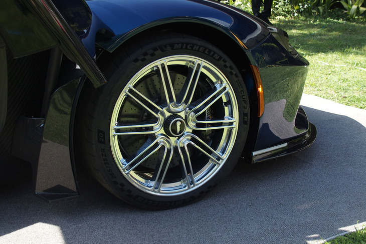 ピニンファリーナ・バティスタ チンクアンタチンクエ（フロントホイール）