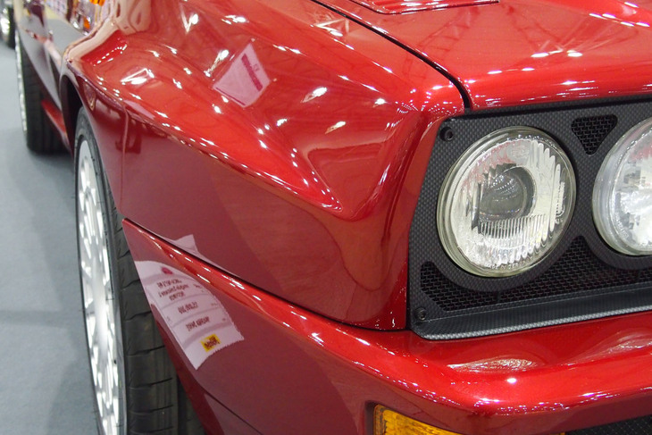 ランチア・デルタHFインテグラーレ エボルツィオーネⅡレストモッド（1994年）／WANNA DRIVE