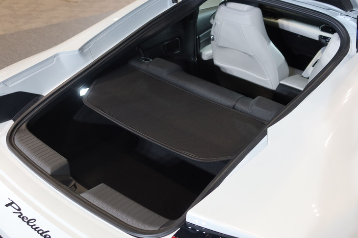 ホンダ・プレリュード（ラゲッジルーム）
