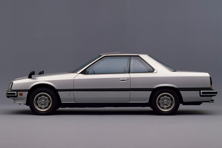 清水「……まぁ、形はよくはなかったんだけどね。6代目のR30（写真）も、7代目のR31も」　
	ほった「後ろが収束してないってやつですね。そのうち、『スカイライン』もテーマに挙げてやりたいですねぇ」