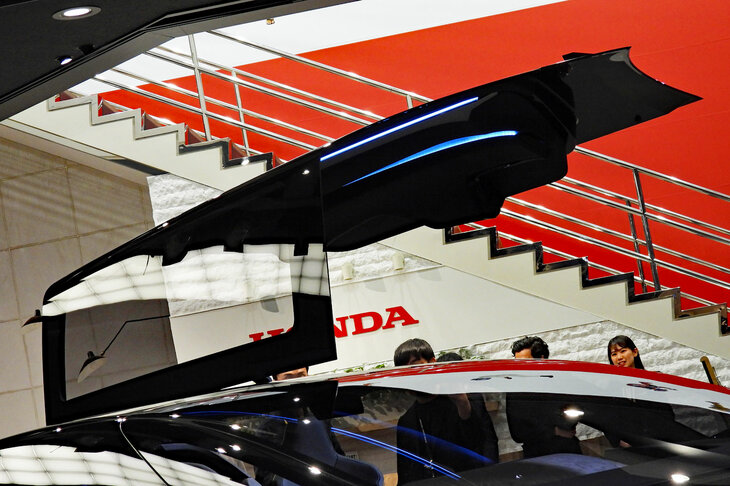 Honda 0 SALOON（サルーン）