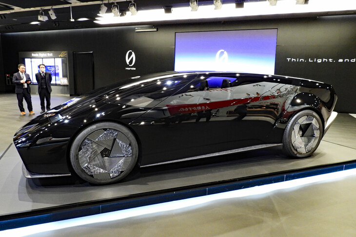 Honda 0 SALOON（サルーン）