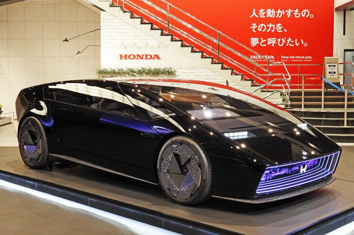 Honda 0 SALOON（サルーン）