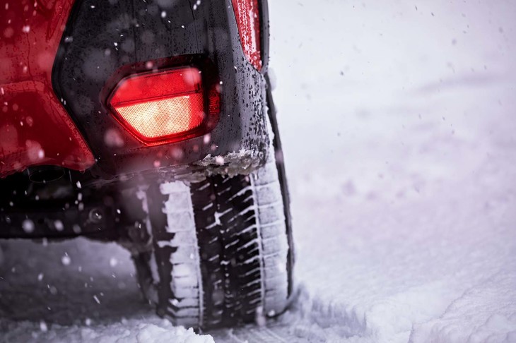 「XV」のリアフォグランプは全グレードで標準装備。荒天時や視界不良時に自車位置を他車に知らせる役割を持つ。