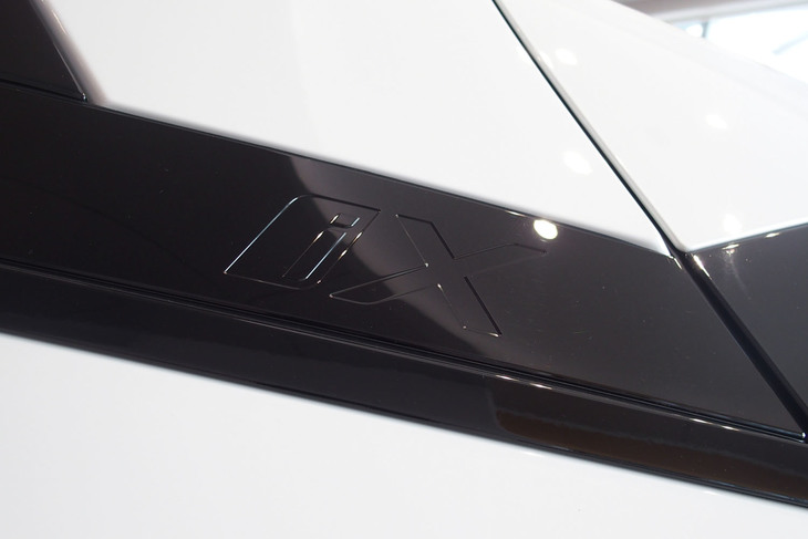 BMW iX（エクステリア）