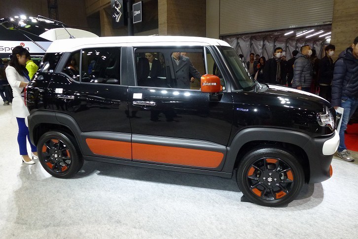 スズキ・クロスビー