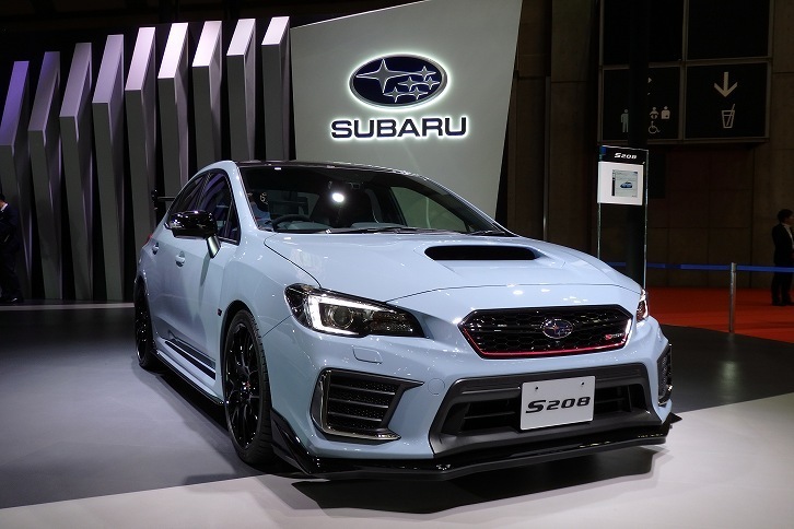 スバルWRX STI S208