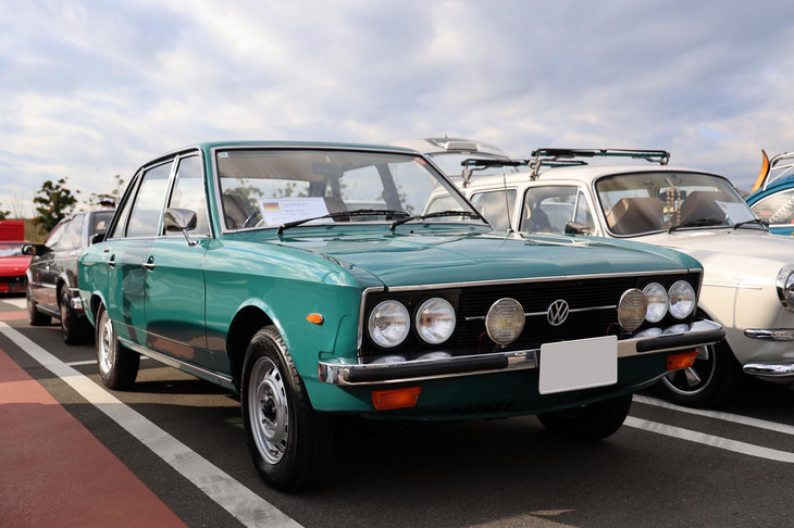 1973年初度登録という「フォルクスワーゲンK70L」。縦置きされた1.6リッター直4 SOHCエンジンで前輪を駆動する。