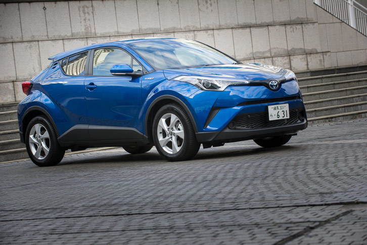 トヨタC-HR S
