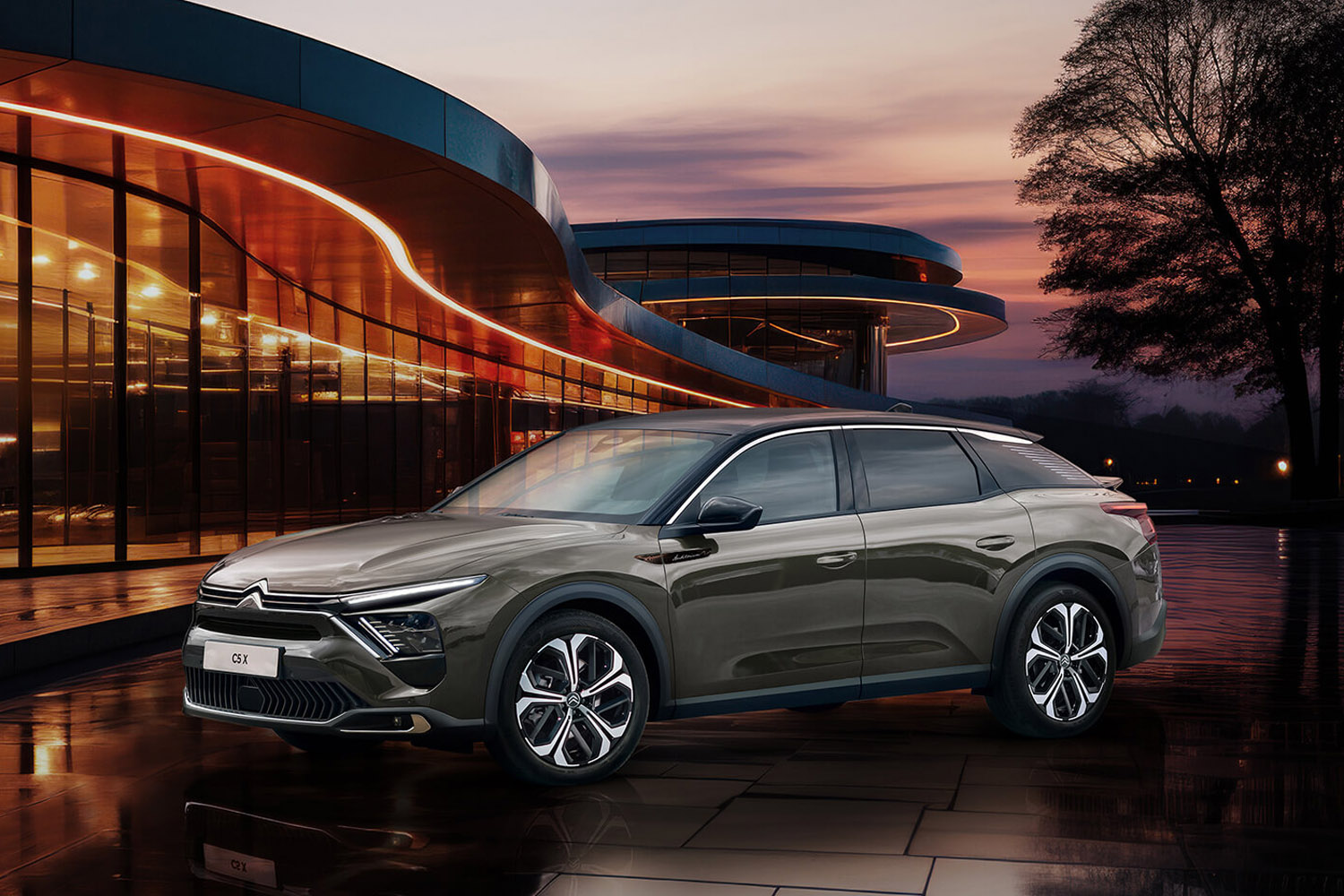 CITROEN/シトロエン/C5x 並行輸入 新車｜シトロエン C5X（2021-）に乗る。日本未導入仕様