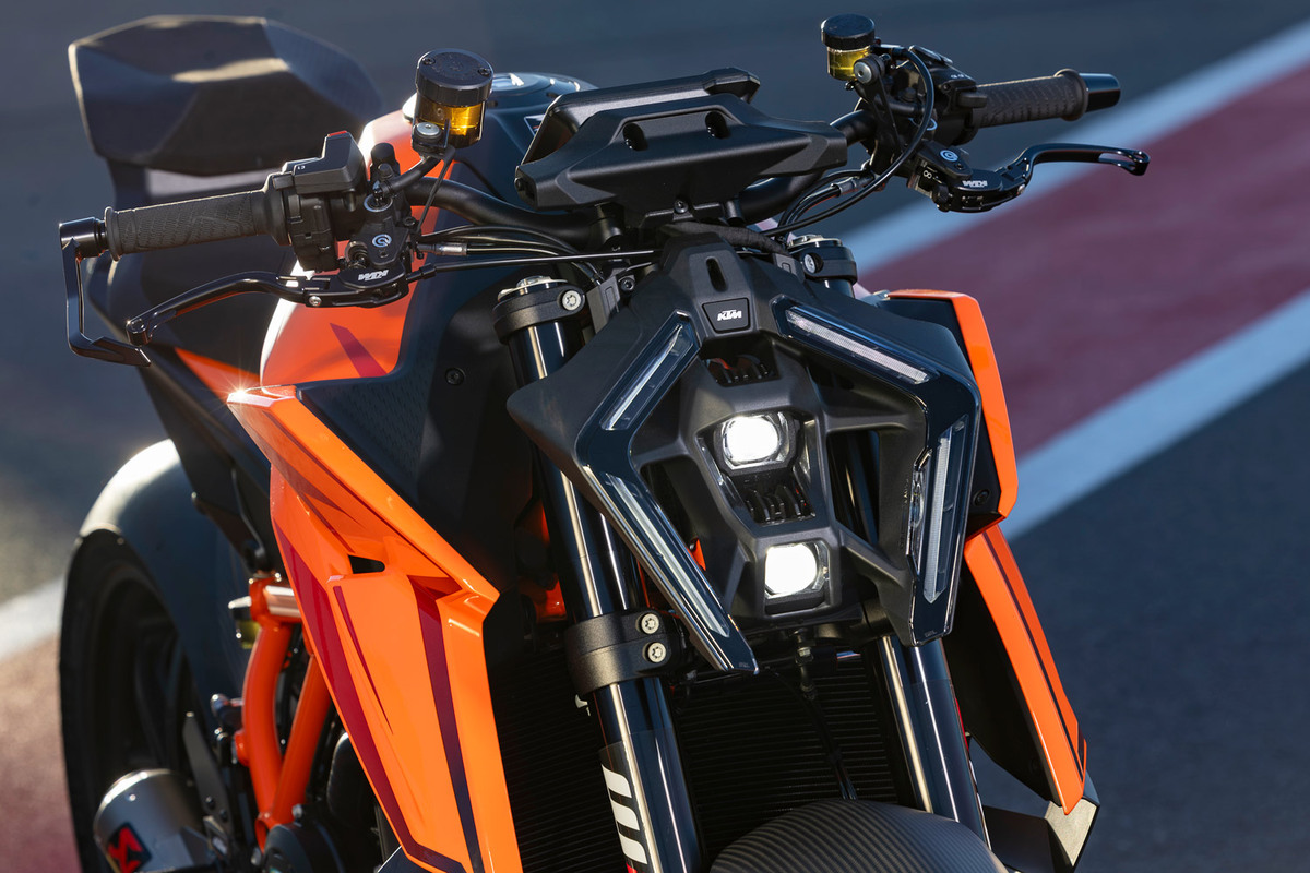 KTM 1390スーパーデュークR EVO（6MT）【海外試乗記】 猛獣注意 - webCG