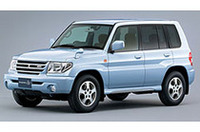 三菱「パジェロイオ」にパール色の特別仕様車