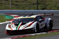GT300クラスでは、予選トップからスタートしたNo.88 JLOC ランボルギーニ GT3（小暮卓史／元嶋佑弥）がレースを制した。