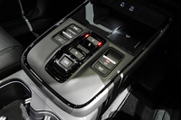 ホンダが6代目となる新型「CR-V」の情報を公開　2025年12月15日に先行受注を開始の画像