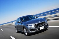 日本仕様の「レヴァンテGT」が0-100km/h加速に要する時間は6.0秒。最高速は245km/hとなっている。