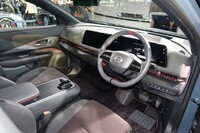 「アリアNISMO」のインテリア。