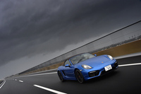 ポルシェ・ボクスターGTS
    