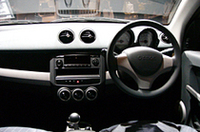 5人乗りのスマート「フォーフォー」発表の画像