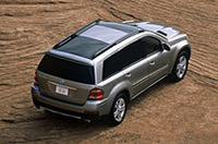 メルセデスの7人乗りSUV「GLクラス」初公開【デトロイトショー06】の画像