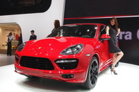 ポルシェ・カイエンGTS